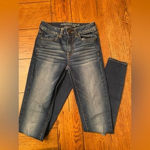 AE AMERICAN EAGLE DENIM JEGGING SZ 2